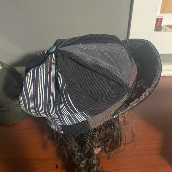 Custom hat - Picture 3 of 6